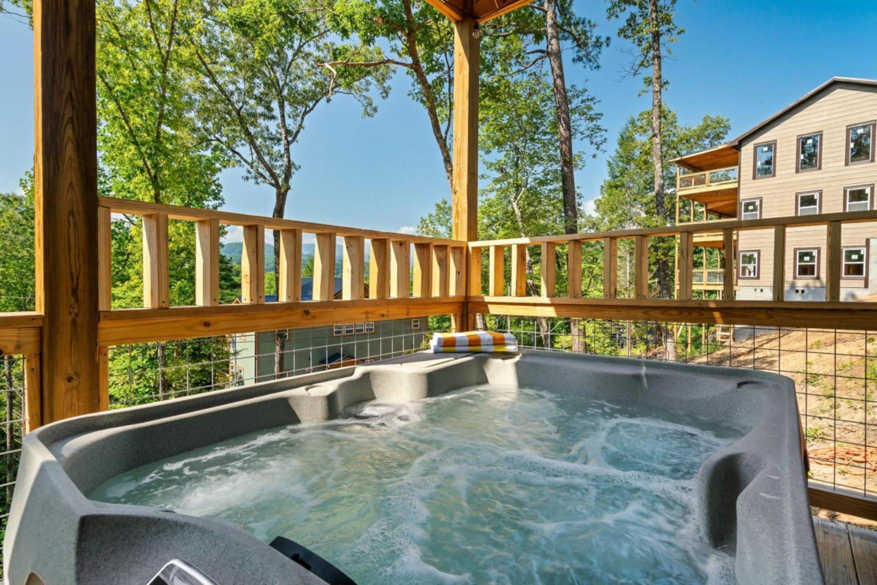 Tranquil Mountain Getaway By Ghosal Luxury Lodging ガトリンバーグ エクステリア 写真