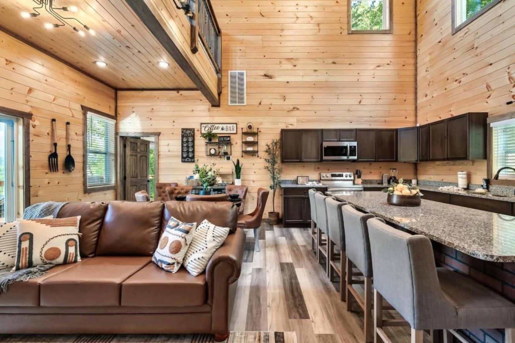 Tranquil Mountain Getaway By Ghosal Luxury Lodging ガトリンバーグ エクステリア 写真