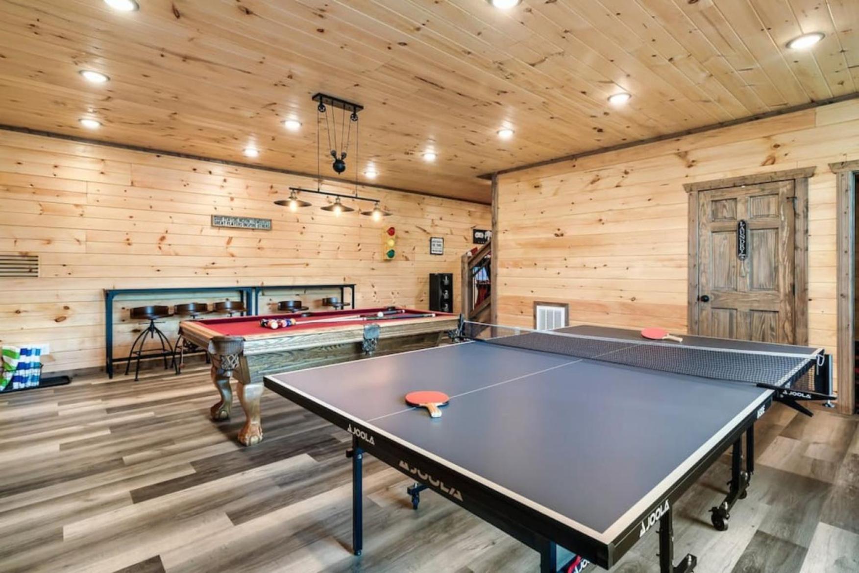 Tranquil Mountain Getaway By Ghosal Luxury Lodging ガトリンバーグ エクステリア 写真